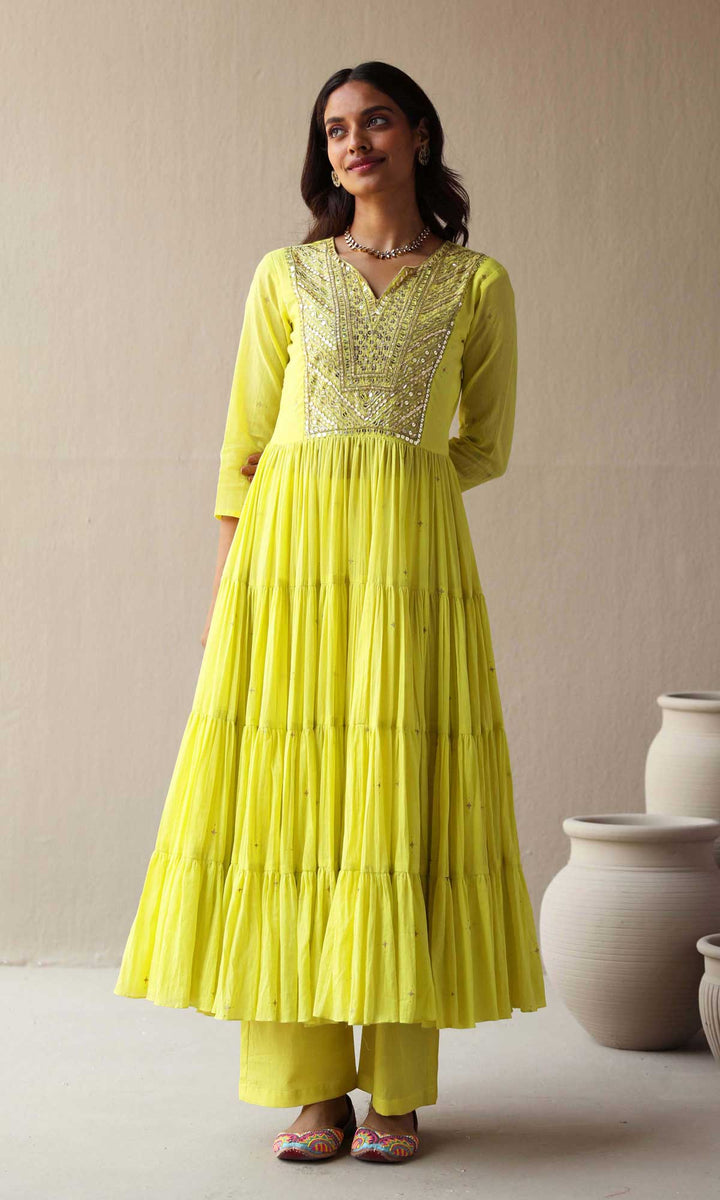 Maira Set- Baby Lime mulmul hand embroidered kurta with pants and dupatta (set of 3)