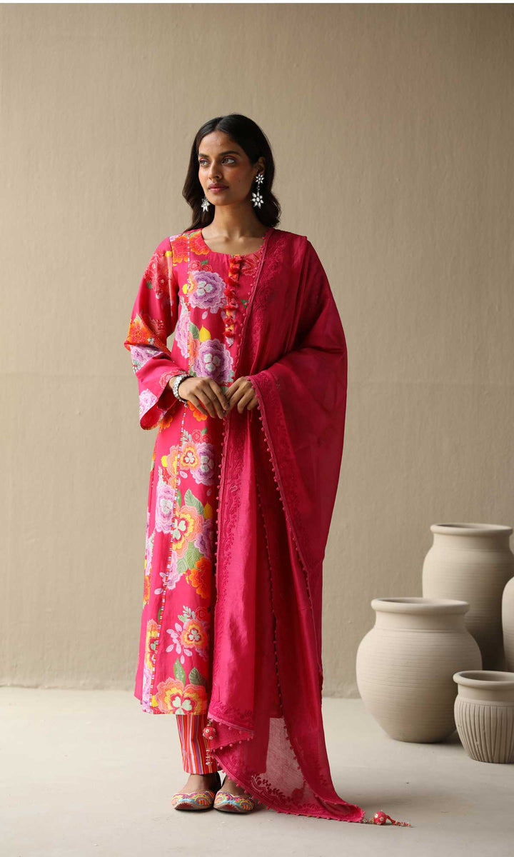 Nargis Set- Baby Blue chanderi hand embroidered kurta with pants and embroidered dupatta (Set of 3)