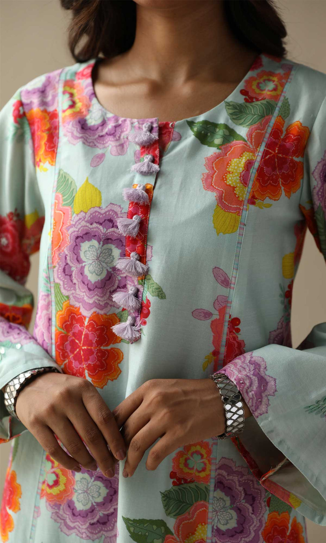 Nargis Set- Lime chanderi hand embroidered kurta with pants and embroidered dupatta (Set of 3)