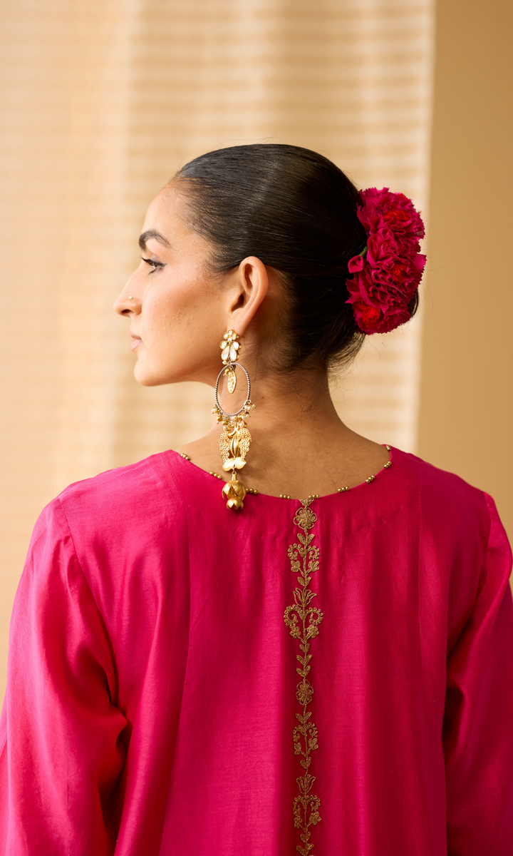 Soraya Set- Chanderi Embroidered Kurta with Tissue Pants