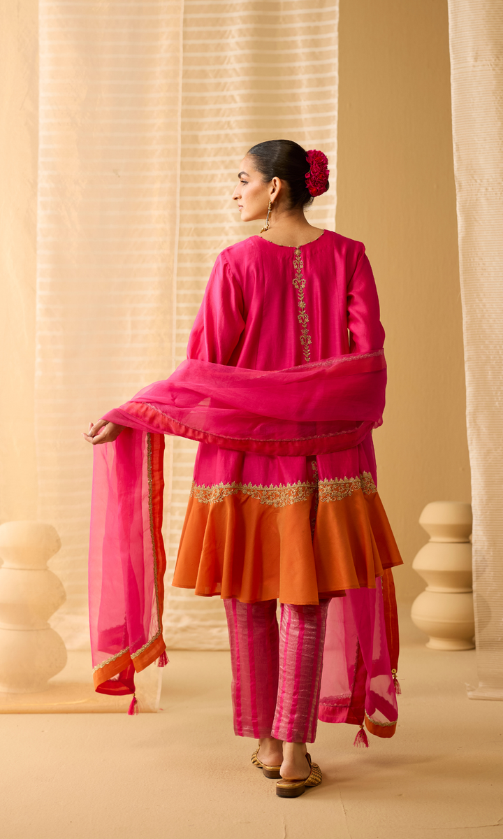 Soraya Set- Chanderi Embroidered Kurta with Tissue Pants