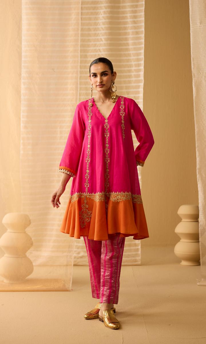 Soraya Set- Chanderi Embroidered Kurta with Tissue Pants