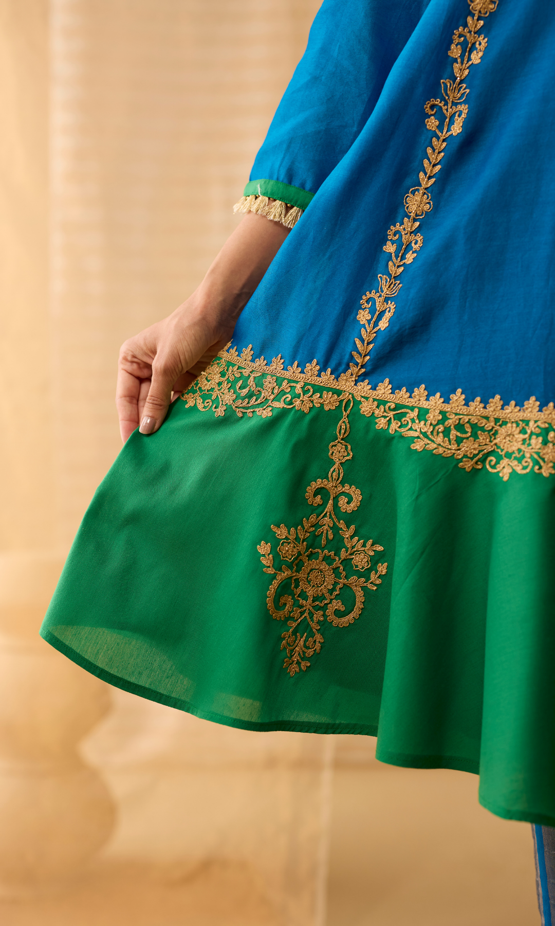 Soraya Set- Chanderi Embroidered Kurta with Tissue Pants