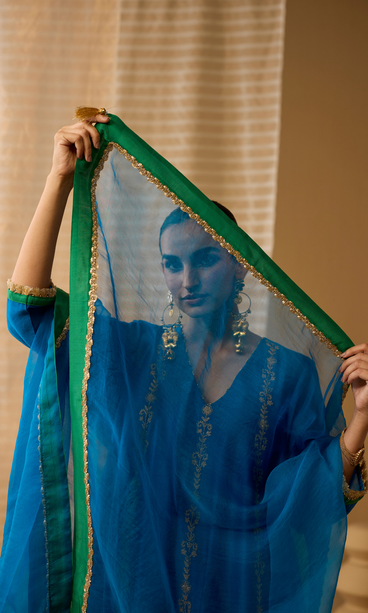 Soraya Set- Chanderi Embroidered Kurta with Tissue Pants