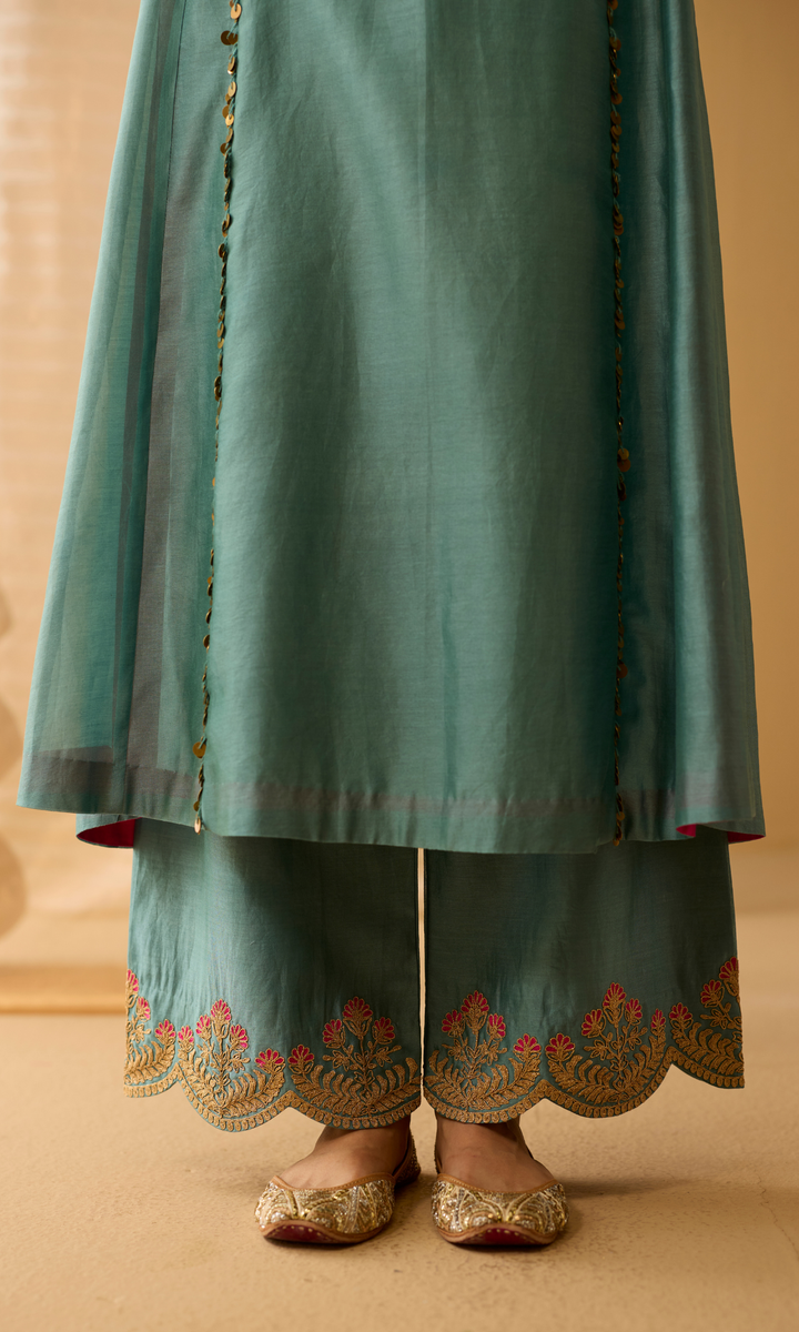 Ariba Set- Chanderi Embroidered Kurta with Scallop Pants