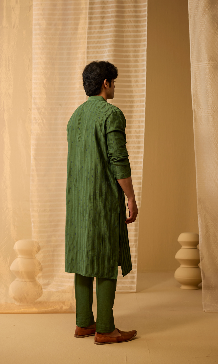 Aahil Set