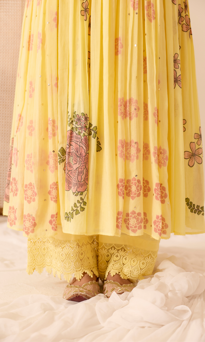 Aina Set- Chanderi & Mulmul Printed Floral Anarkali (set of 3)