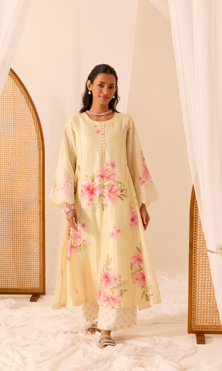 Ameera Set- Digitally Printed Chanderi Floral Kurta (set of 3)