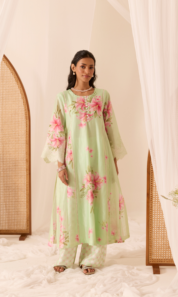 Ameera Set- Digitally Printed Chanderi Floral Kurta (set of 3)
