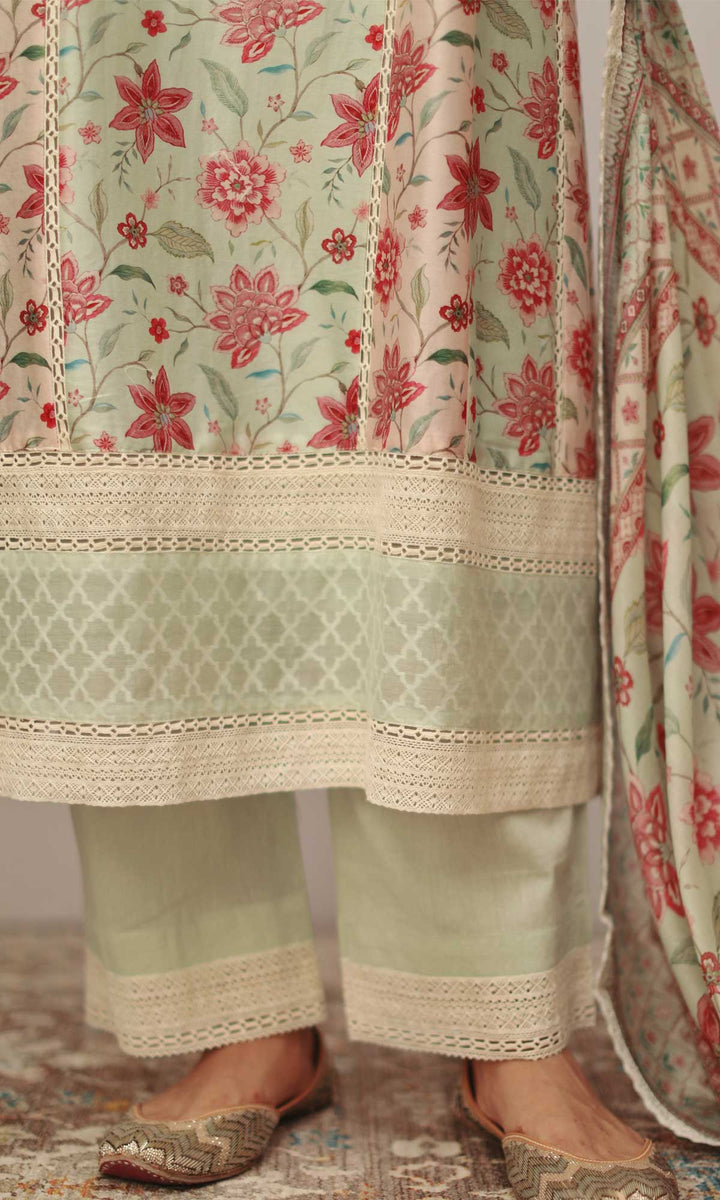 Jumaina Set- Pastel Green chanderi kalidar kurta with pants and dupatta (set of 3)