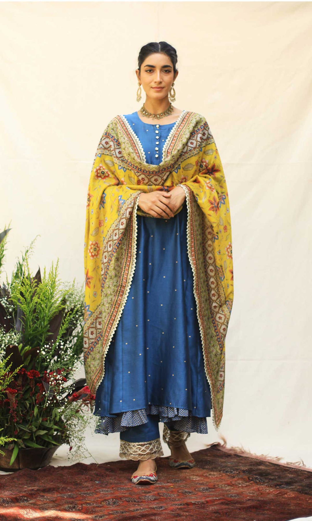 Caspara Set- Indigo and Haldi Yellow chanderi double layered Kurta with pant and dupatta (set of 4)
