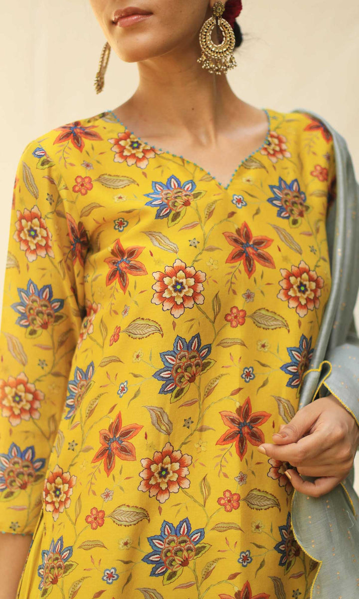 Dilnaz Set- Haldi Yellow chanderi kurta with block printed pants and dupatta (set of 3)
