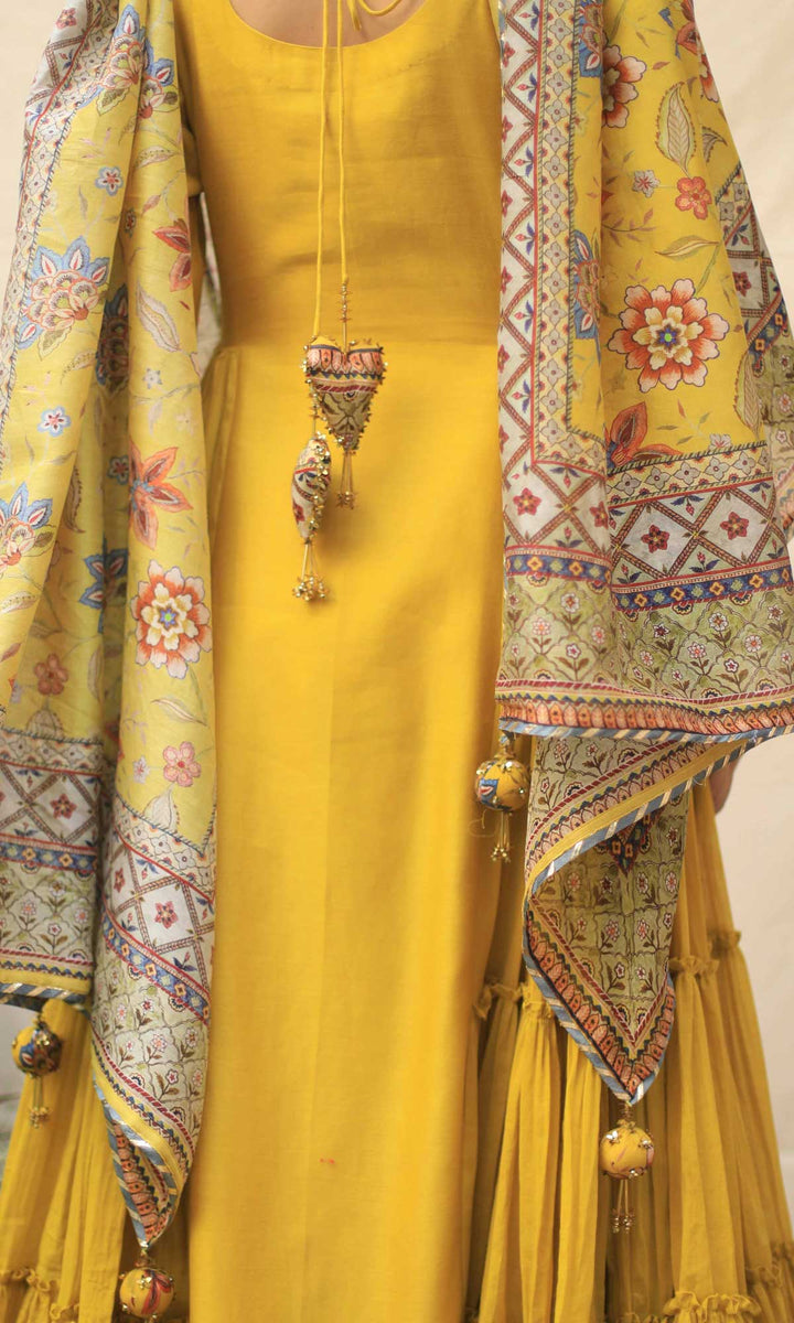 Firdaus Dupatta