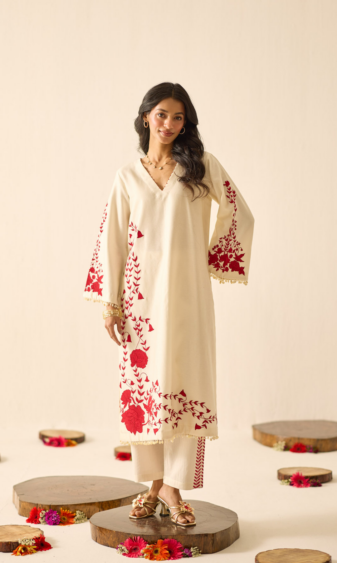 Evaarah Set- Embroidered Patchwork Chanderi Kurta Set (Set of 3)