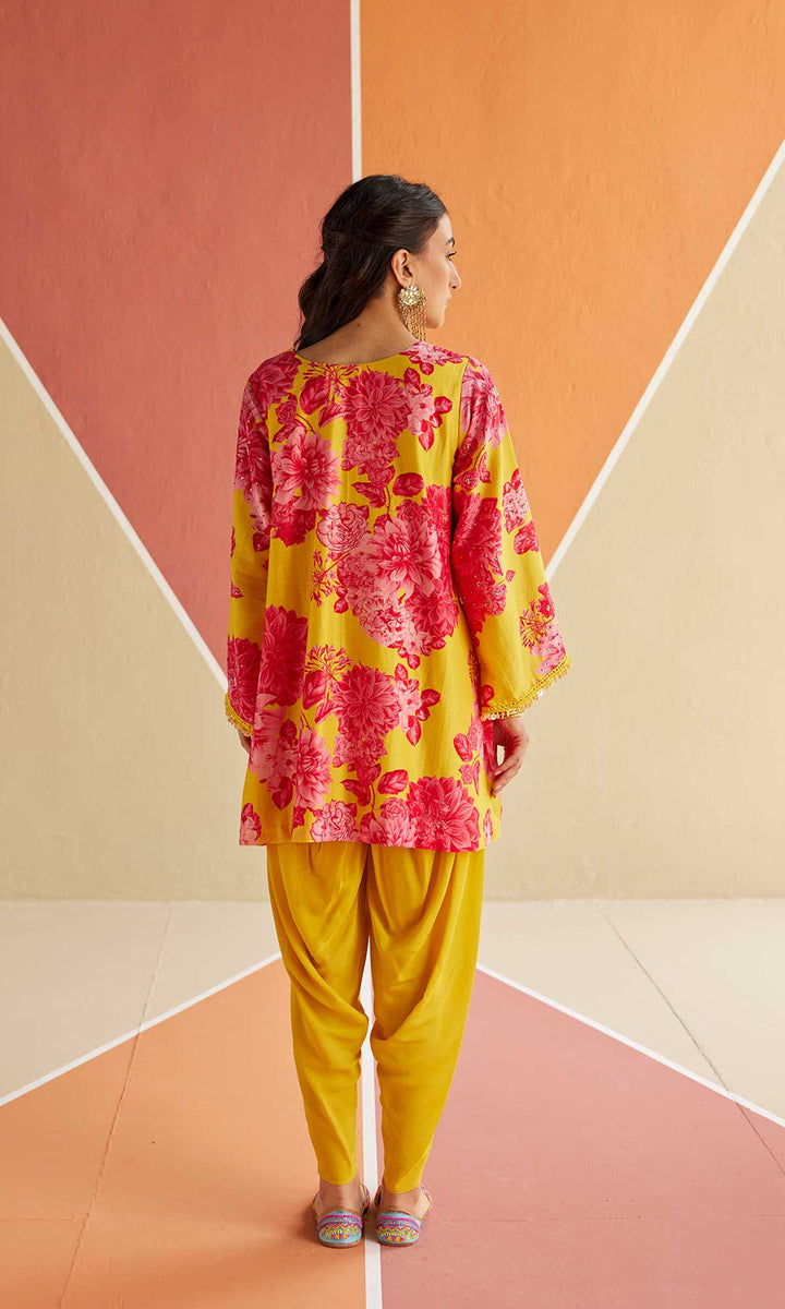 Sidra Set- Yellow chanderi hand embroidered oversized kurta with dhoti (set of 2)