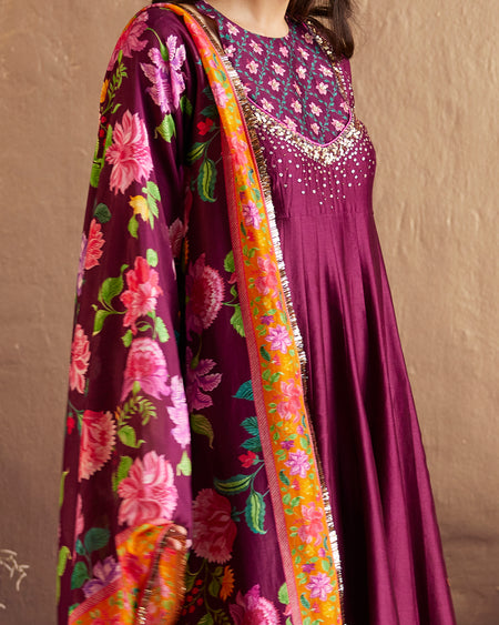 Delisha Dupatta