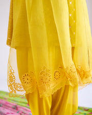 Nura Dupatta