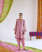 Nura Kurta