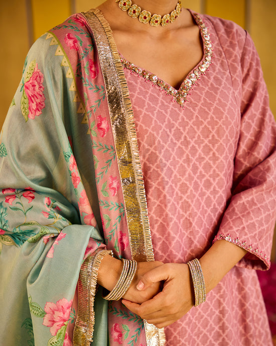 Farzana Dupatta