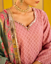 Farzana Kurta