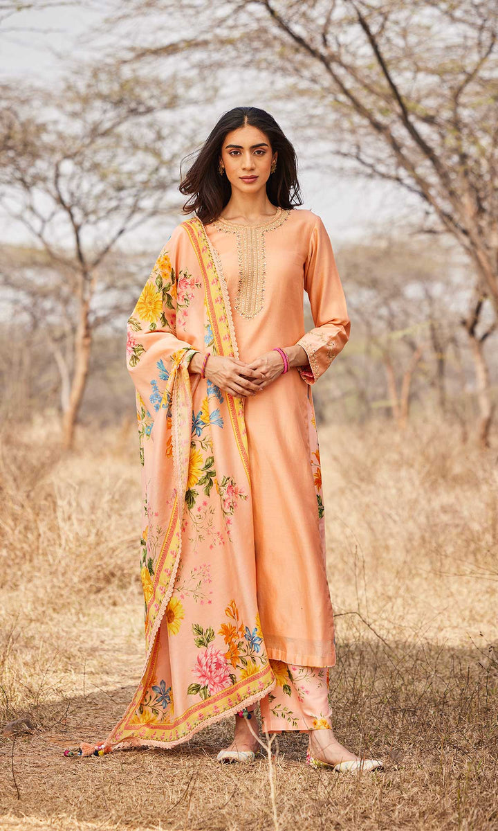 Manara Set- Mustard chanderi hand embroidered kurta with pants and dupatta (set of 3)