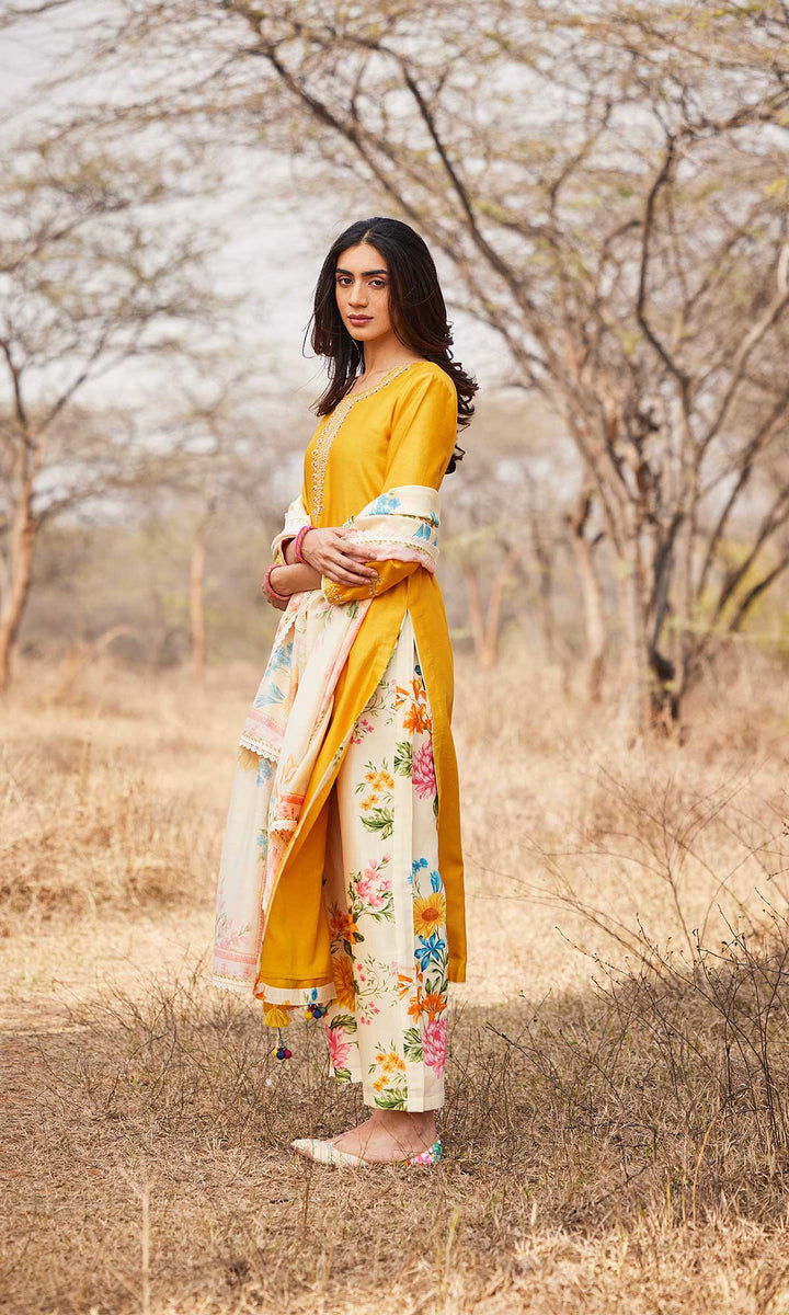 Manara Set- Mustard chanderi hand embroidered kurta with pants and dupatta (set of 3)