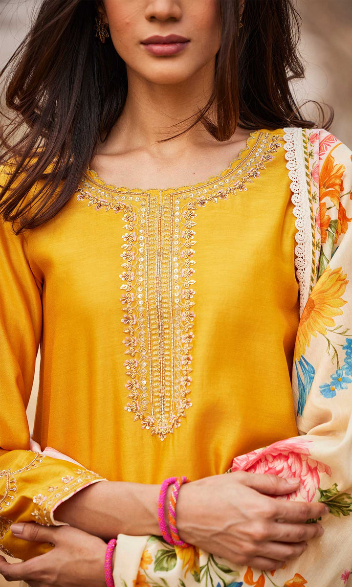 Manara Set- Mustard chanderi hand embroidered kurta with pants and dupatta (set of 3)