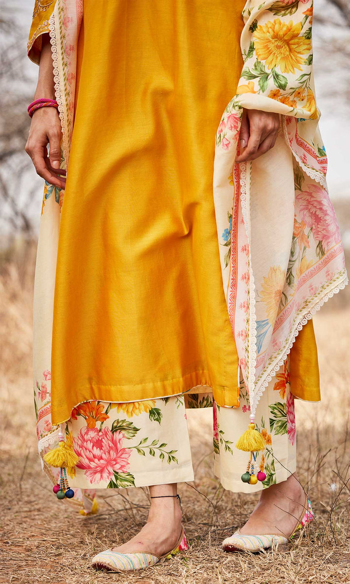 Manara Set- Mustard chanderi hand embroidered kurta with pants and dupatta (set of 3)