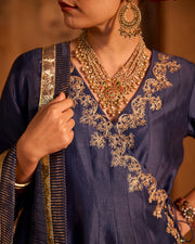 Madiha Kurta