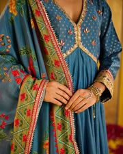 Laila Dupatta