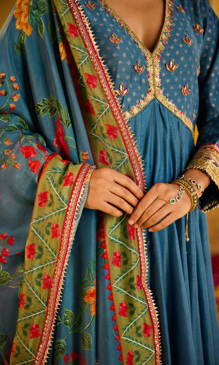 Laila Dupatta