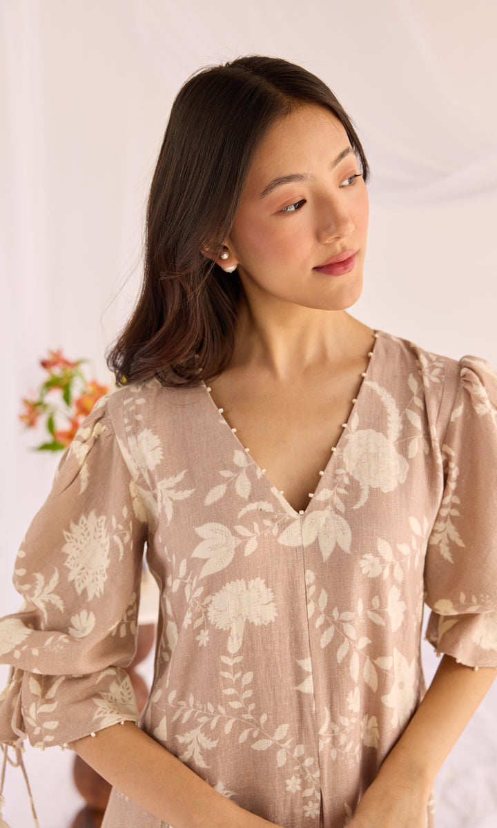 Mia- Digitally printed linen dress with puff sleeves