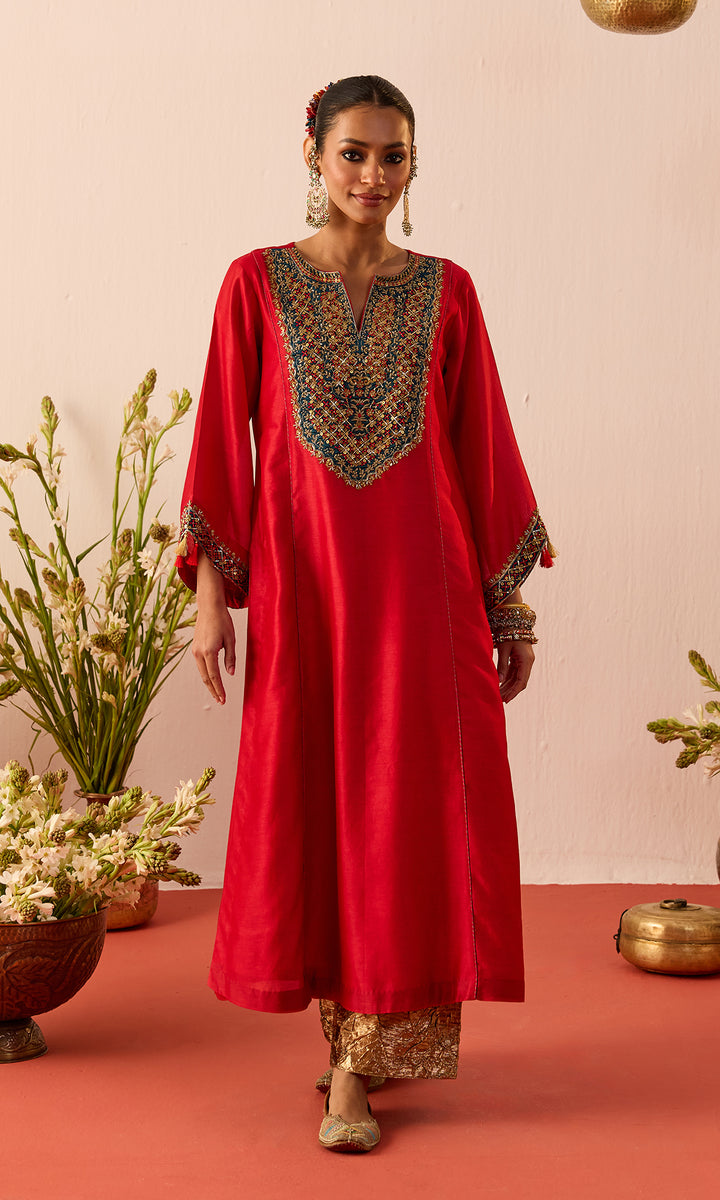 Zarmina Set- Purple Chanderi Kalidar Kurta with Pants and Dupatta (set of 3)