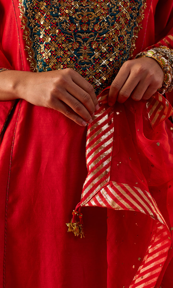 Zarmina Set- Purple Chanderi Kalidar Kurta with Pants and Dupatta (set of 3)