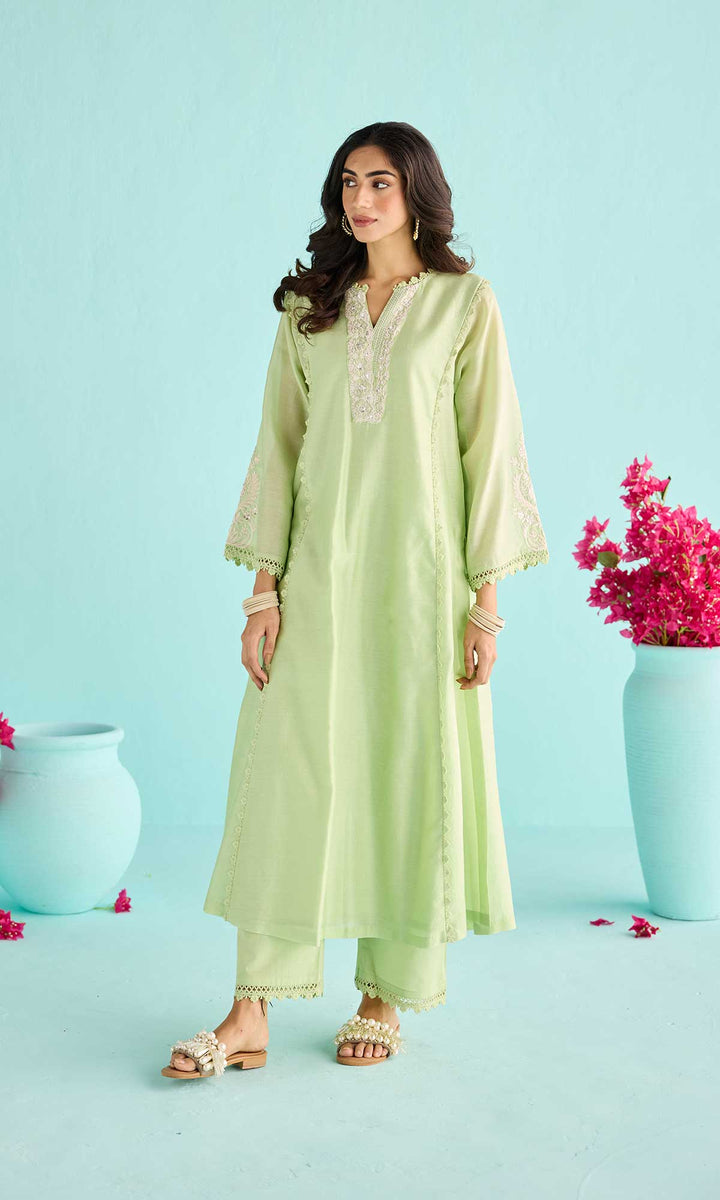 Rida Set- Dusty Peach chanderi hand embroidered kurta with pants and block printed dupatta (set of 3)
