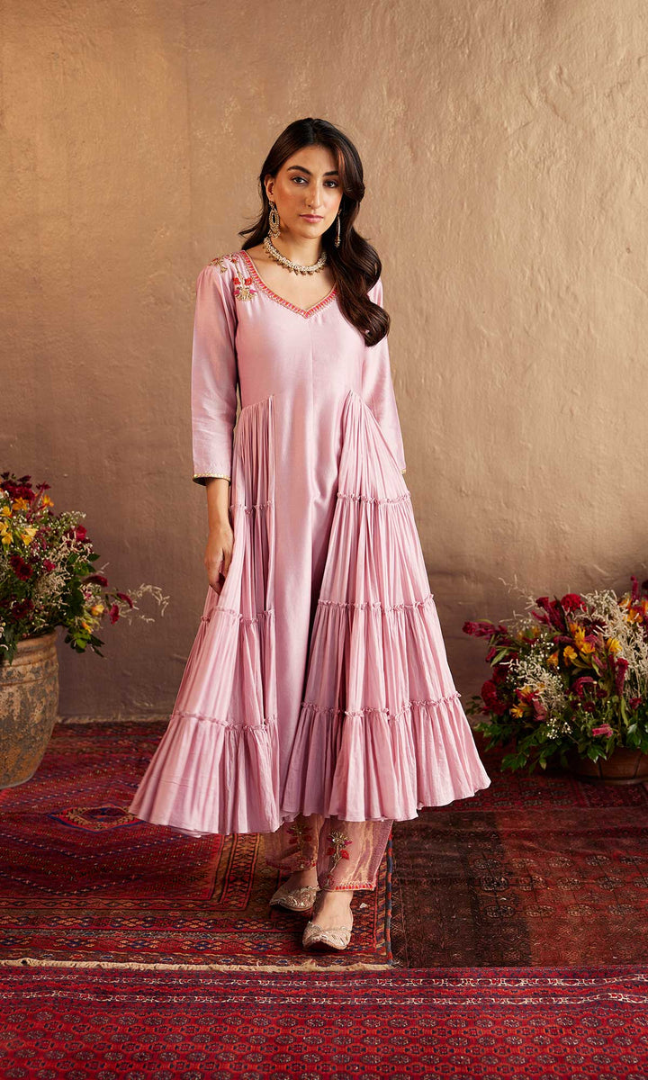 Qirat Set- Pink chanderi-mulmul hand embroidered kurta with pant and dupatta (set of 3)