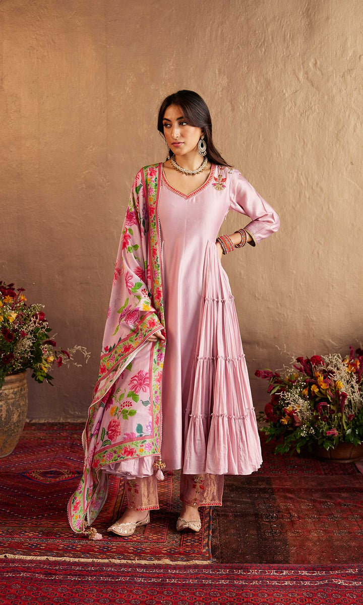 Qirat Set- Pink chanderi-mulmul hand embroidered kurta with pant and dupatta (set of 3)