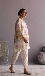 Ezzah Kurta