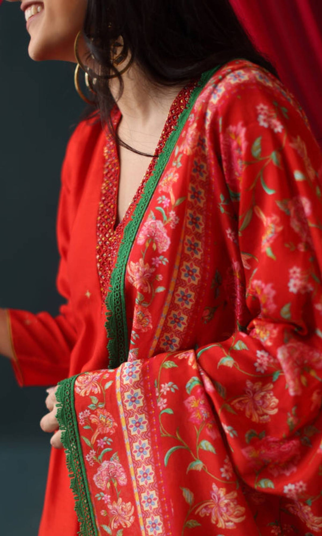 Feeya Set- Peach chanderi hand embroidered kurta and pants with printed dupatta (set of 3)