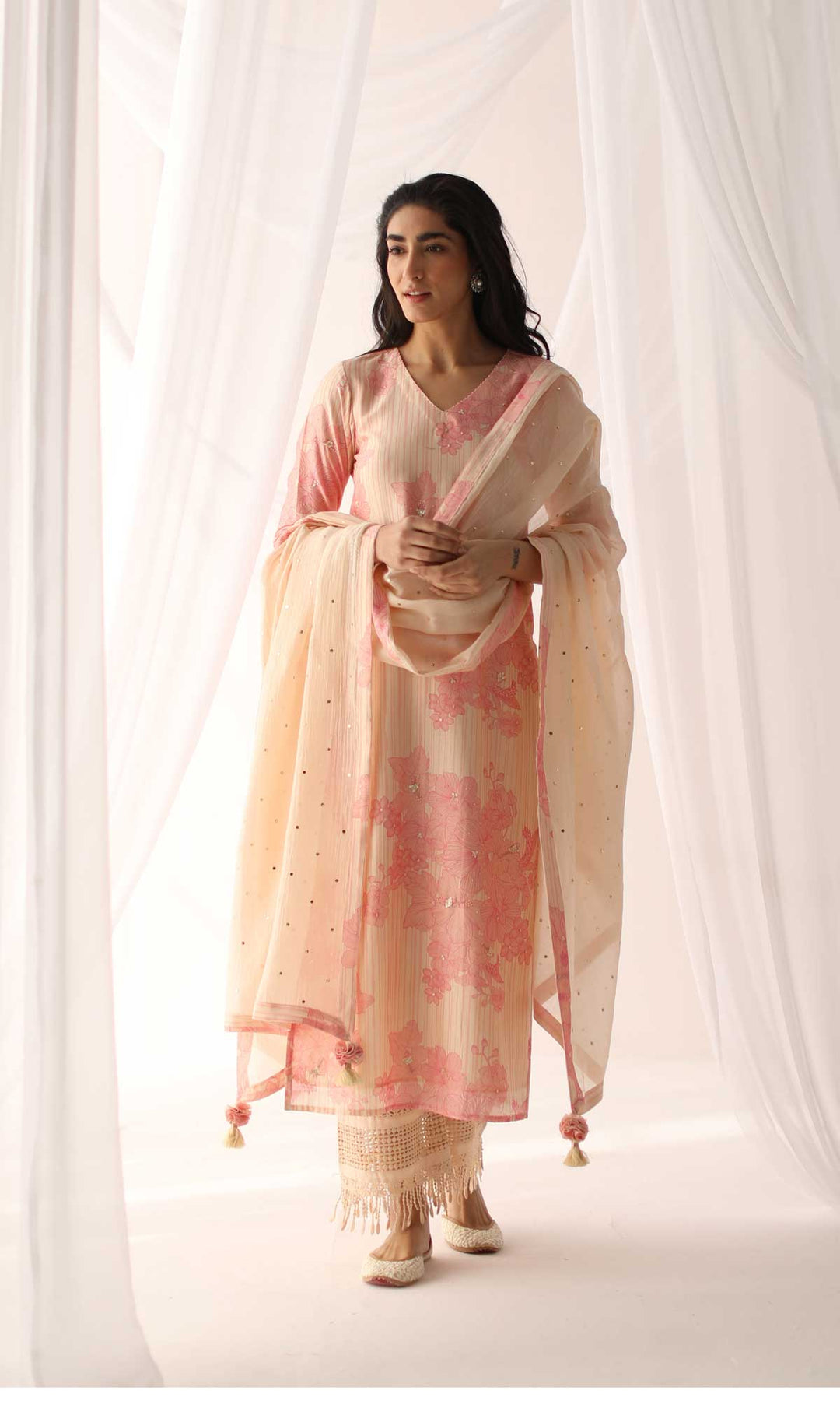Faizeh Set- Mustard chanderi hand embroidered kurta with pants and mukaish mulmul dupatta (Set of 3)