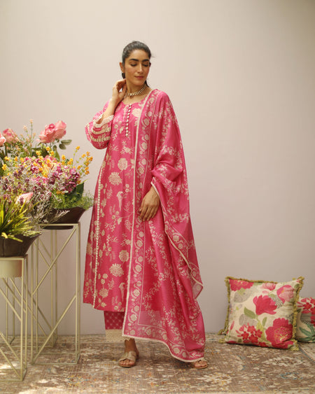 Delara Set- Pink chanderi Anti-fit kurta with block printed salwar and dupatta (set of 3)